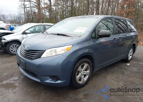 2014 Toyota Sienna L V6 7 Passenger z USA, uszkodzony, nr VIN 5TDZK3DC0ES500638